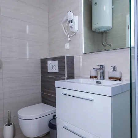 Apartamento V *